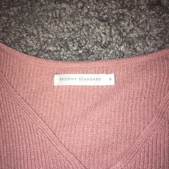 Pink Ribbed Sweater - Picture 2 of 2